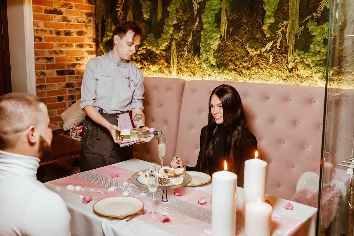 Cafe de Vino — Restaurant